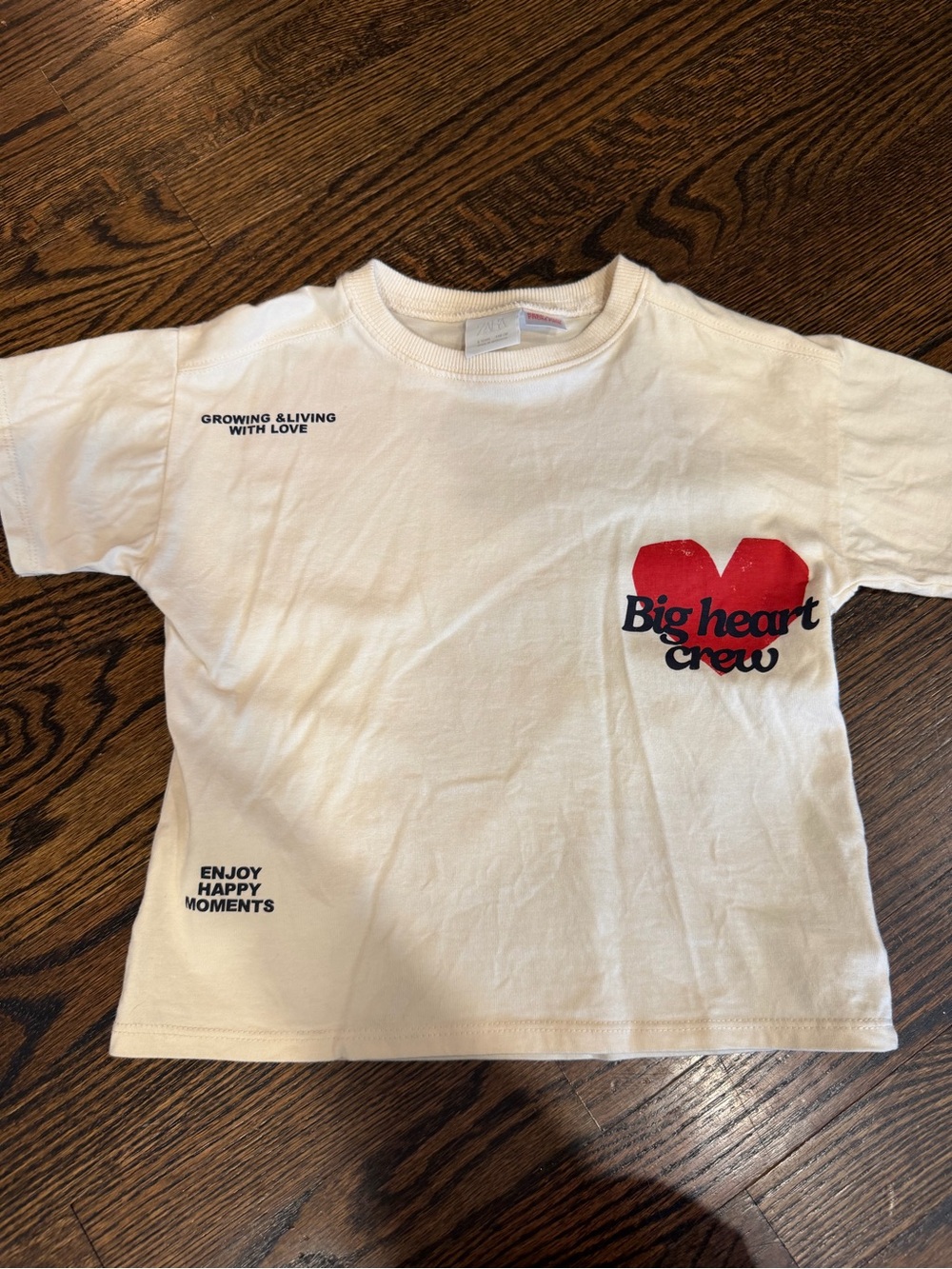 Zara Toddler Big Heart Crew Graphic Tee 5T
